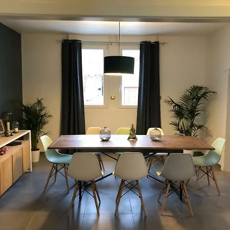 Charmante Maison De Village * لا وانتزيناو