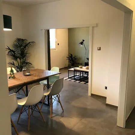 Charmante Maison De Village * لا وانتزيناو
